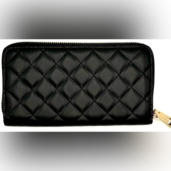 Badgley Mischka Quilted Long Wallet with Gold Hardware Timeless Elegance! - Picture 3 of 5